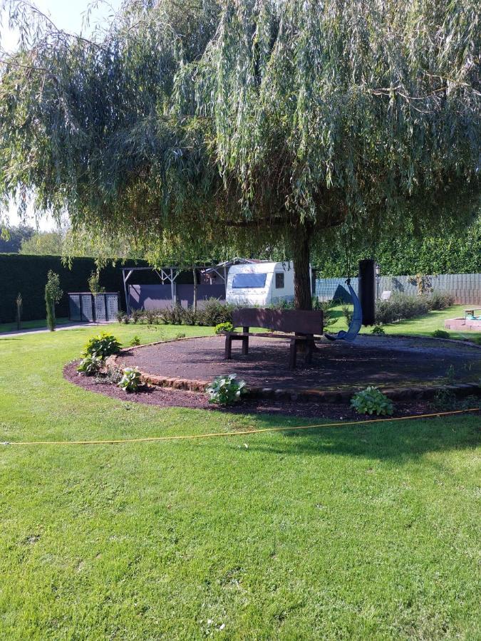 Urlaub machen im großen Garten direkt am Kinderparadis Irrland Kevelaer Exterior foto