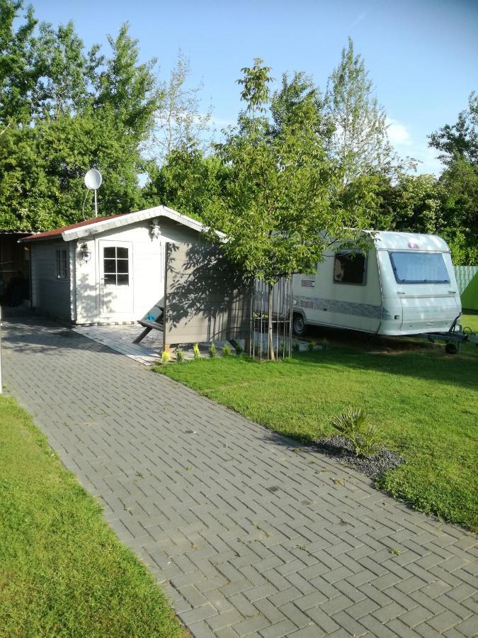 Urlaub machen im großen Garten direkt am Kinderparadis Irrland Kevelaer Exterior foto
